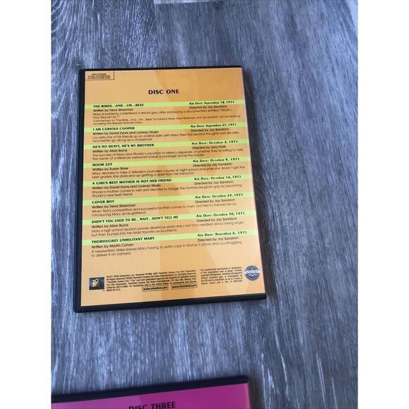 The Mary Tyler Moore Show - Complete 2nd season-3 DVD Box Set - Picture 5 of 7